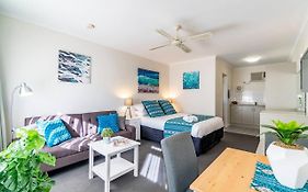 Glenelg Central Studio Aqua
